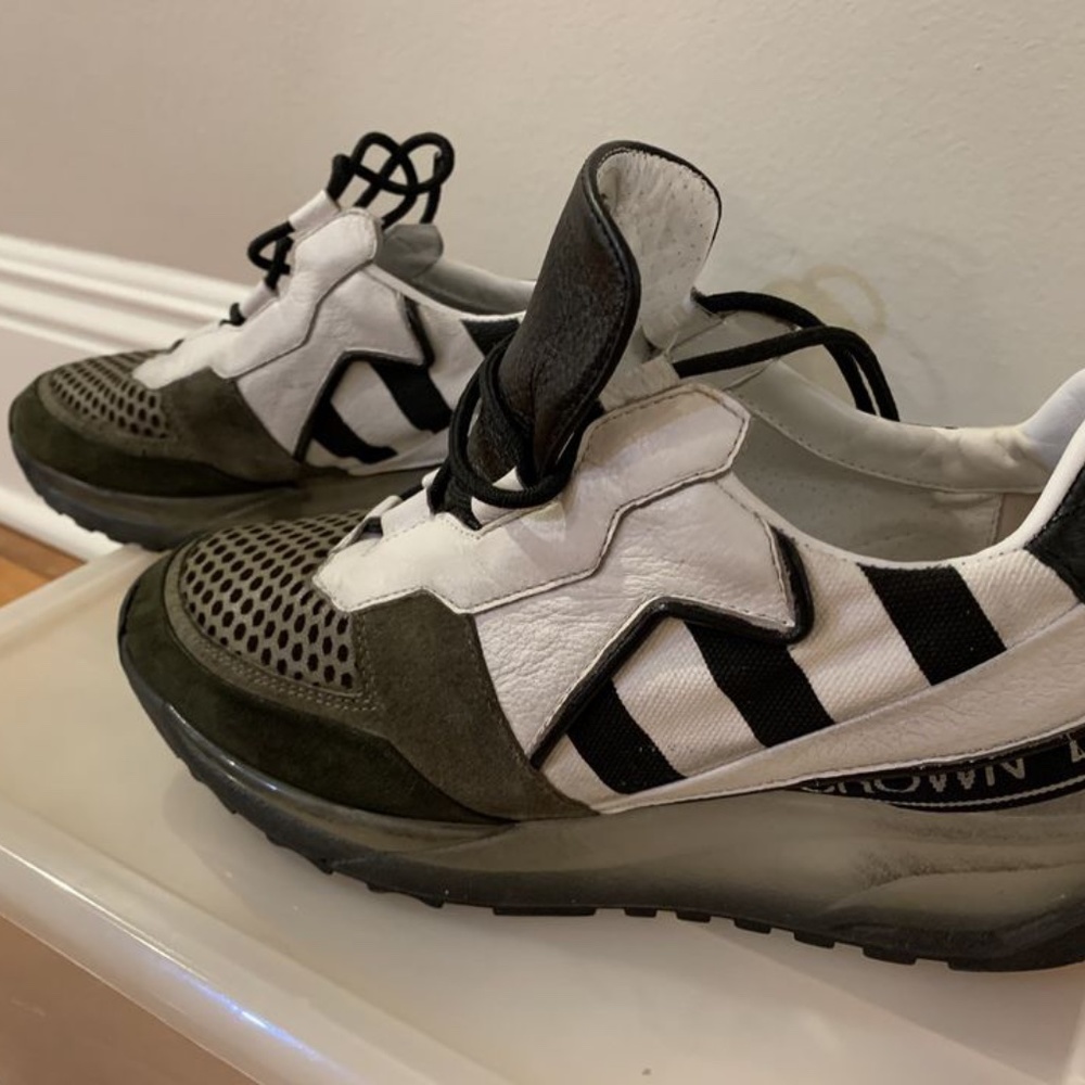 Leather Crown Fashion Wedge Sneakers,10